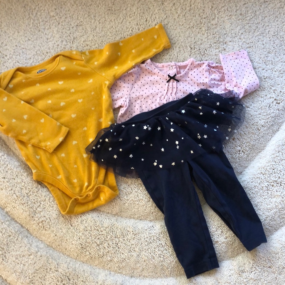 3  6-9 month interchangeable baby clothes